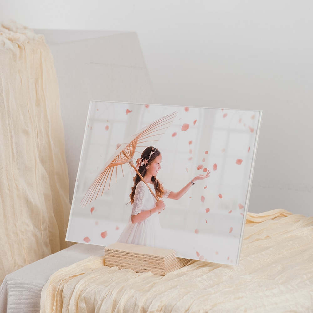 Standup Acrylic communion 1