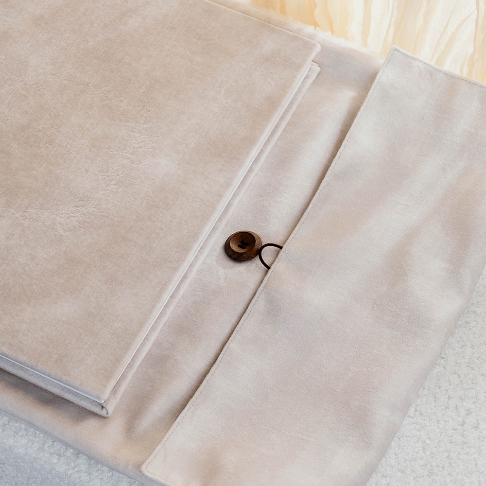 Celebrate Collection communion 5